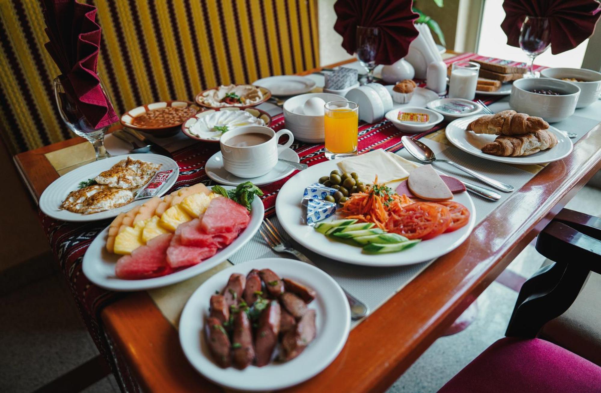 Safeer International Hotel By Brothers International Маскат Экстерьер фото